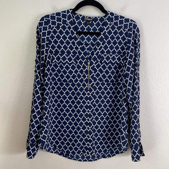 Express Womens Smal Blue White Geometric Blouse Roll Tab Sleeve Shirt - Picture 1 of 7
